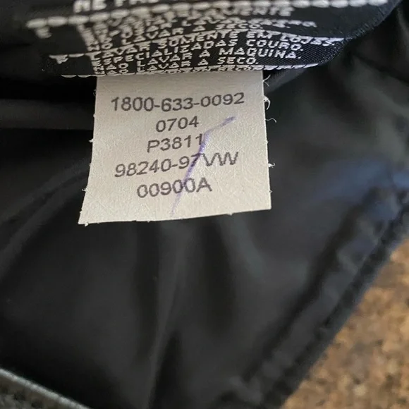 Harley Davidson Women’s USA Leather Vest Med EUC​​​​​​​​ - Picture 10 of 10